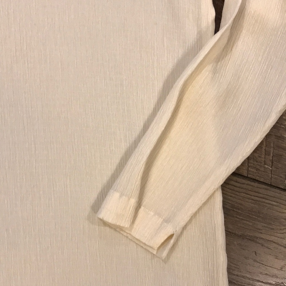 Vintage DVF Silk Cream Shirt - Picture 3 of 6